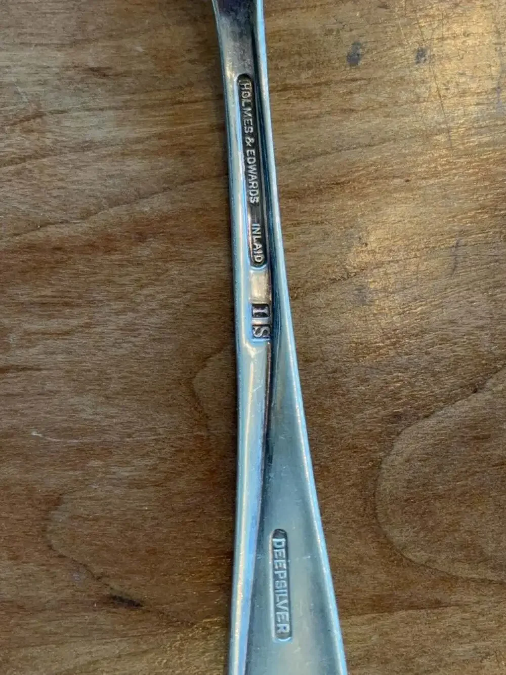 Holmes & Edwards DeepSilver Inlaid Silverplate Teaspoons Set of 2